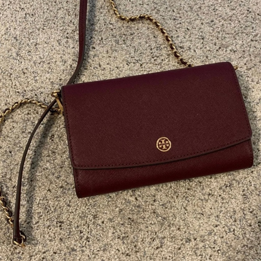 Tory Burch Robinson Chain Crossbody Bag